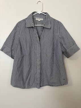 100% Cotton Tommy Hilfiger Classic Navy & White Striped Button-Up Top